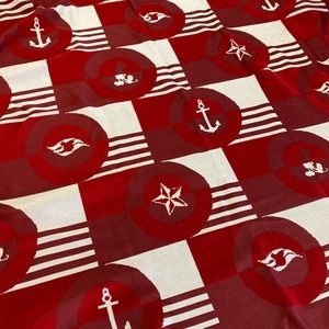 Disney cruise line ⚓️ state room, throw blanket, red gently used ♥️